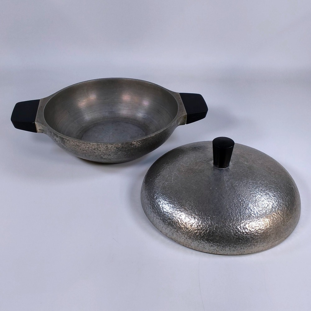 Vintage Club Aluminum Hammered Silver Casserole Dish with Lid 101 Mid Century